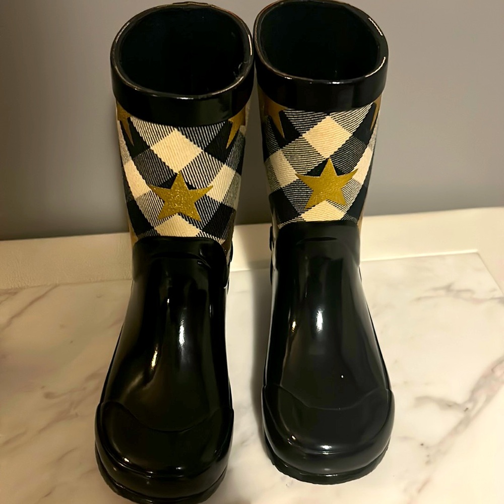 Burberry rain boots for girls - size 25